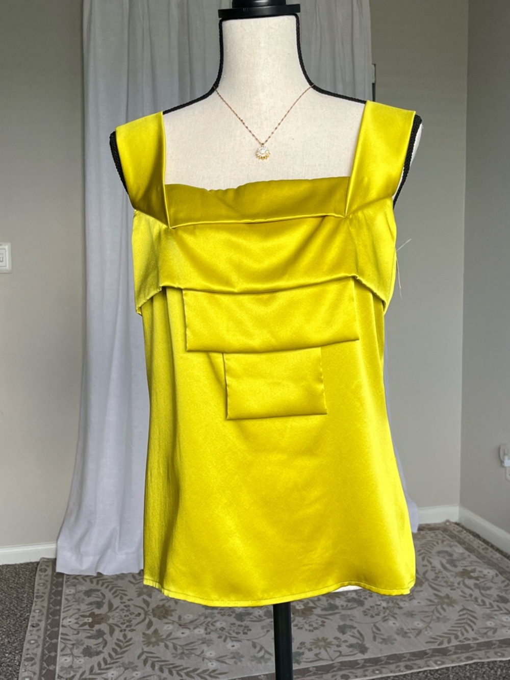 Oscar de la Renta Silk Top Size 8 Chartreuse F08 $590 Tag Structured Blouse NWT